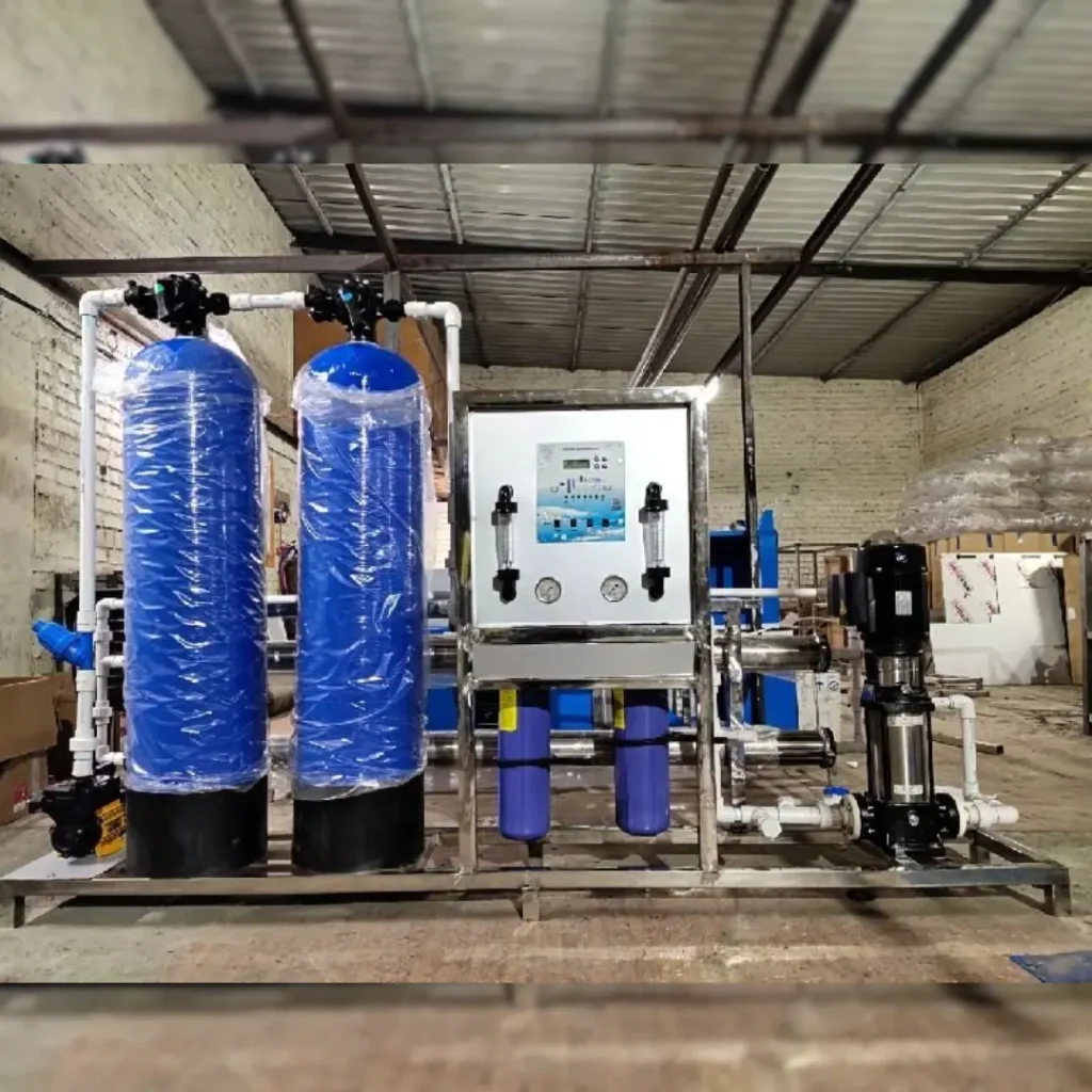 Hydra Life reverse osmosis filtration plant with multi-stage tanks and control panel